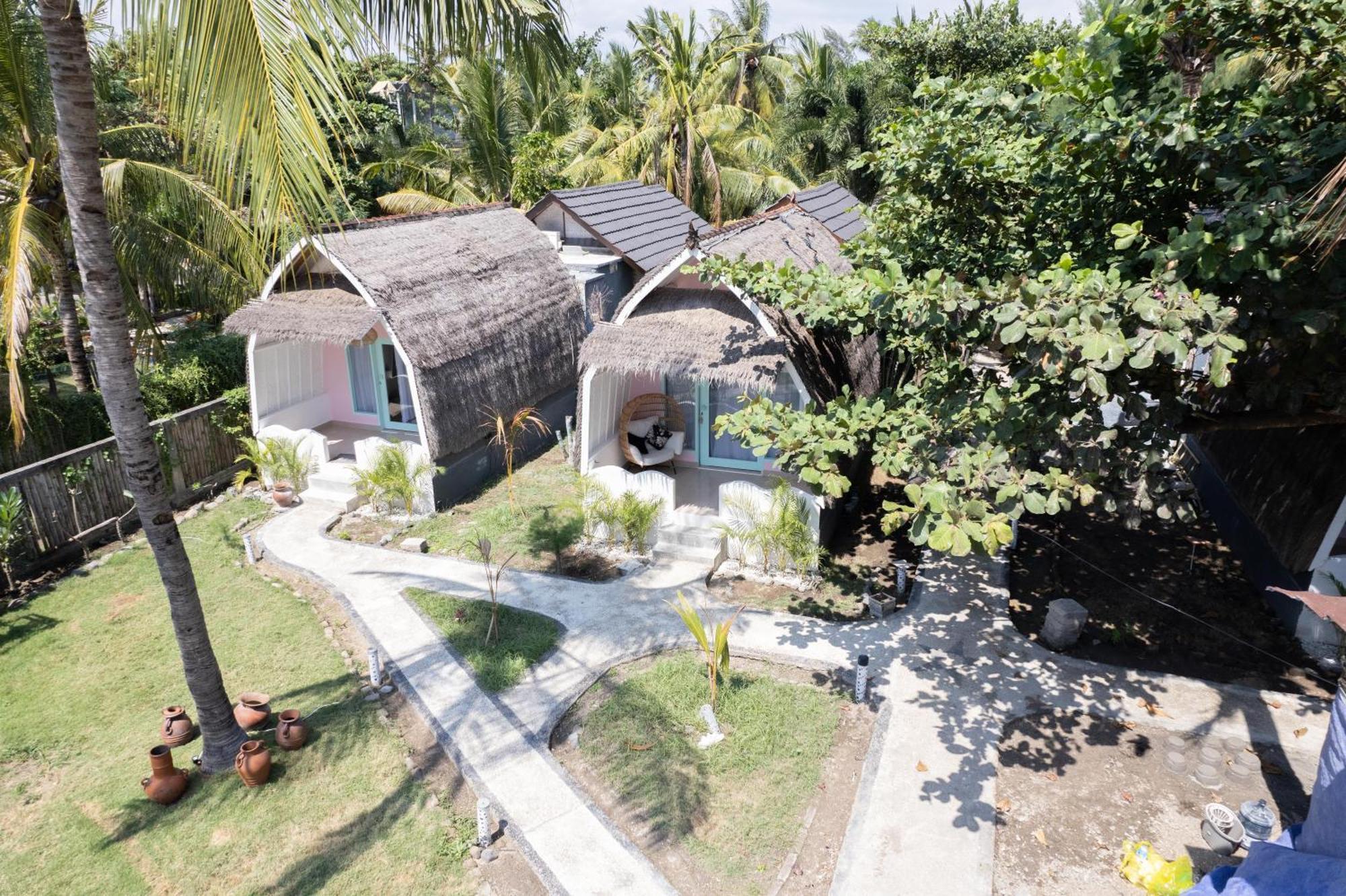 Playa Bonita Hotel & Beach Club Gili Air Exterior photo