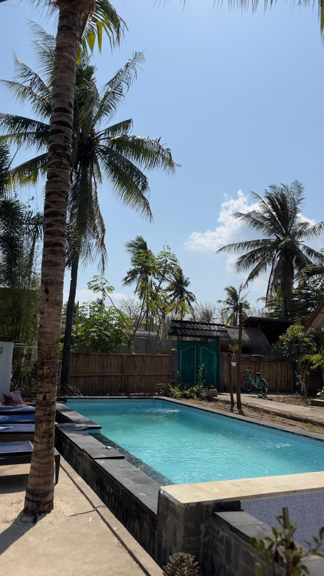 Playa Bonita Hotel & Beach Club Gili Air Exterior photo